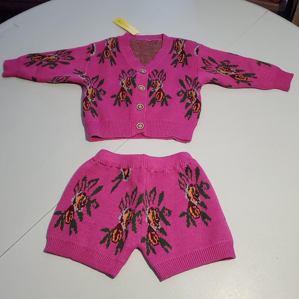 (No Brand Label) Knit Shorts and Cardigan Set NWT sz 3T girls